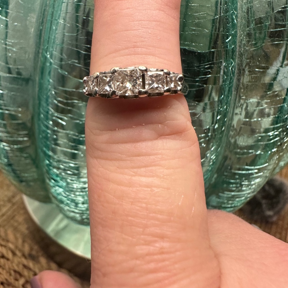 5 Diamond Princess Cut Platinum ring